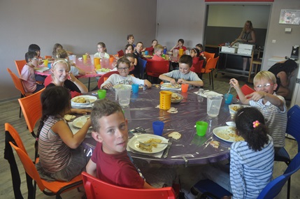 Repas-du-périscolaire6